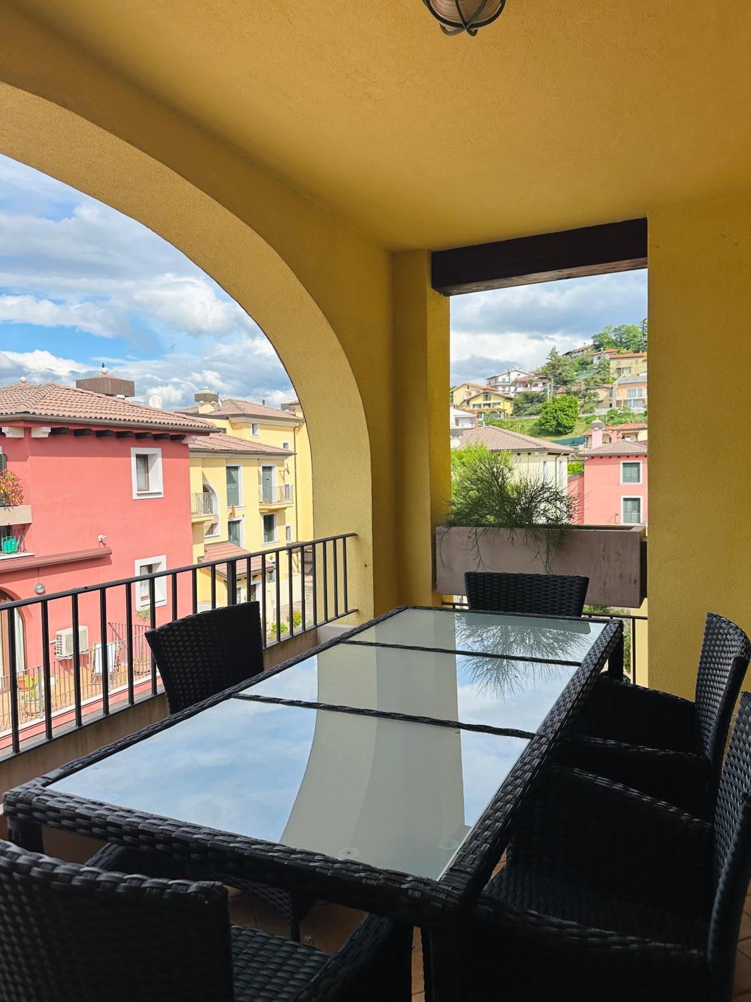 Apartment Claudia Múggia Exterior foto